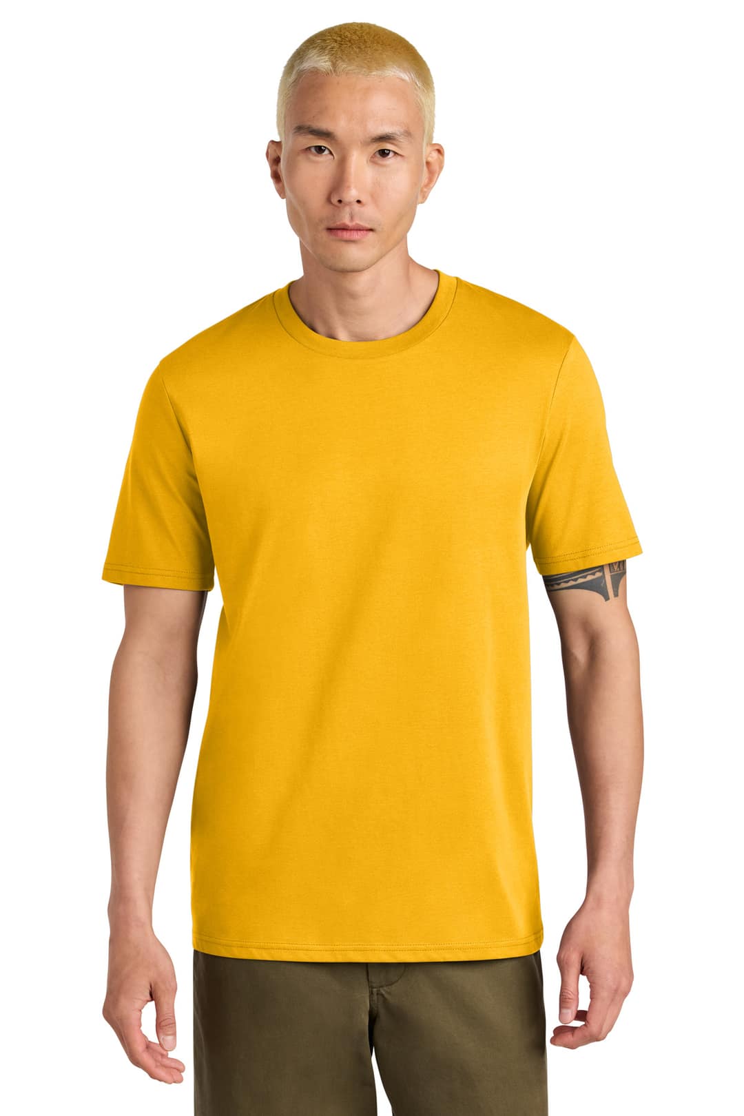 Stanley/Stella SXU001 Unisex Creator 2.0 Tee in Spectra Yellow, on model